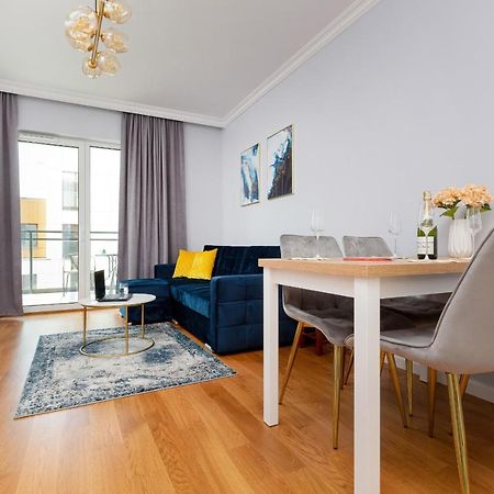 Apartament Dom Przy Okrzei By Renters Prestige วอร์ซอ ภายนอก รูปภาพ